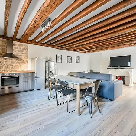 Apartment Grand 2 Pieces Typique Du Marais - Flat-guest