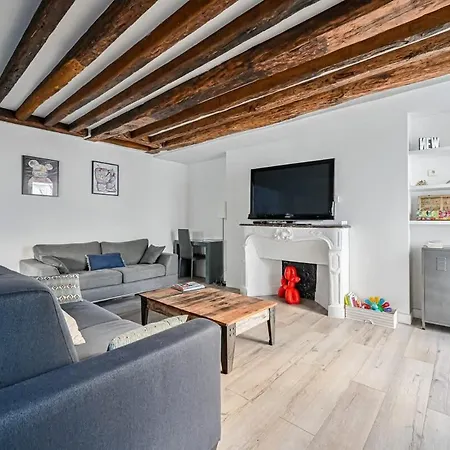 Apartment Grand 2 Pieces Typique Du Marais - Flat-guest *